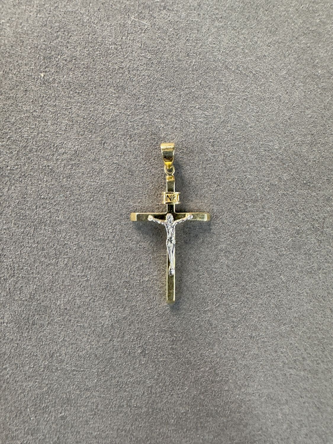 Cruz con cristo Blanco 10k