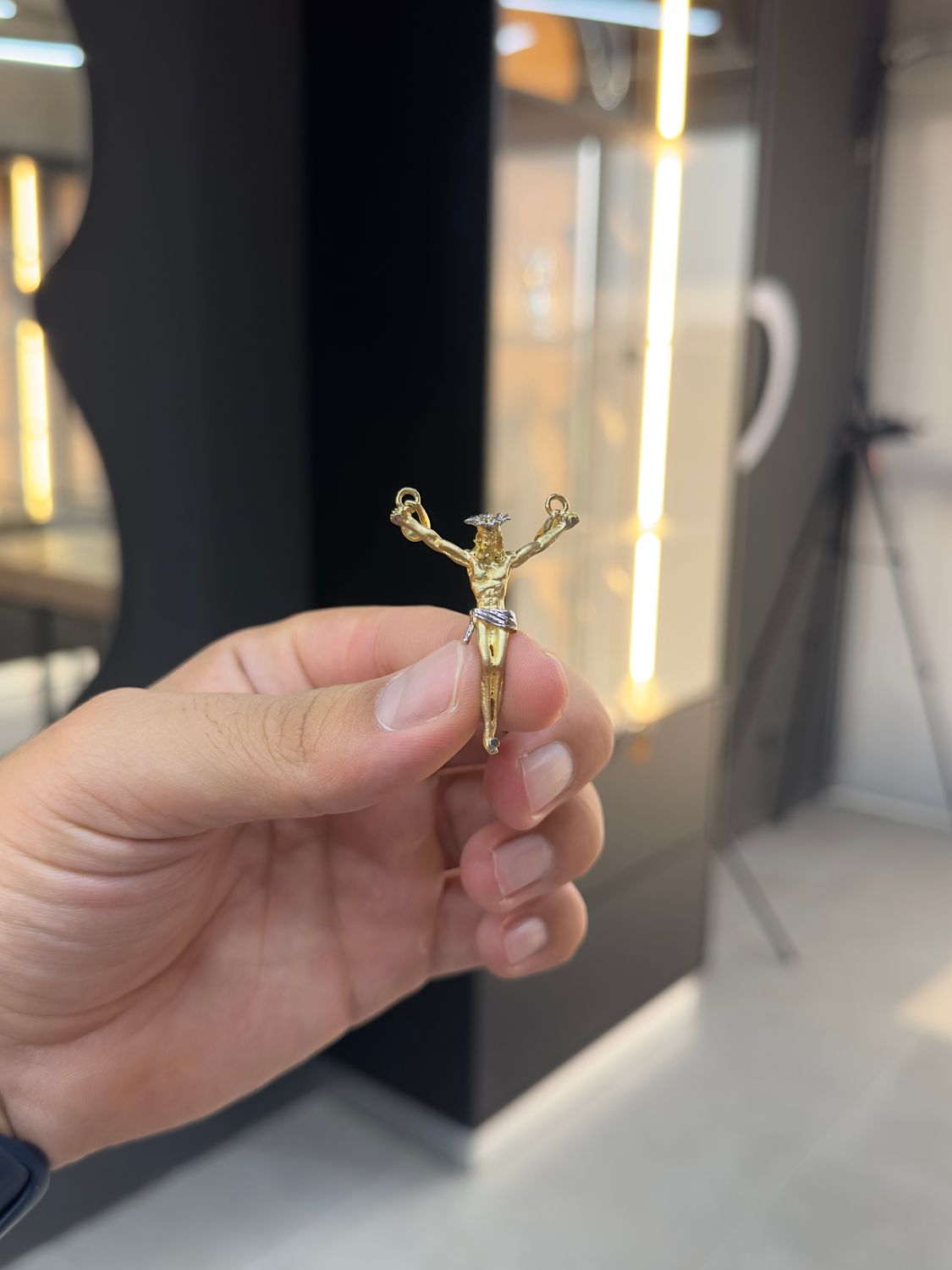 Jesus de Oro 10k