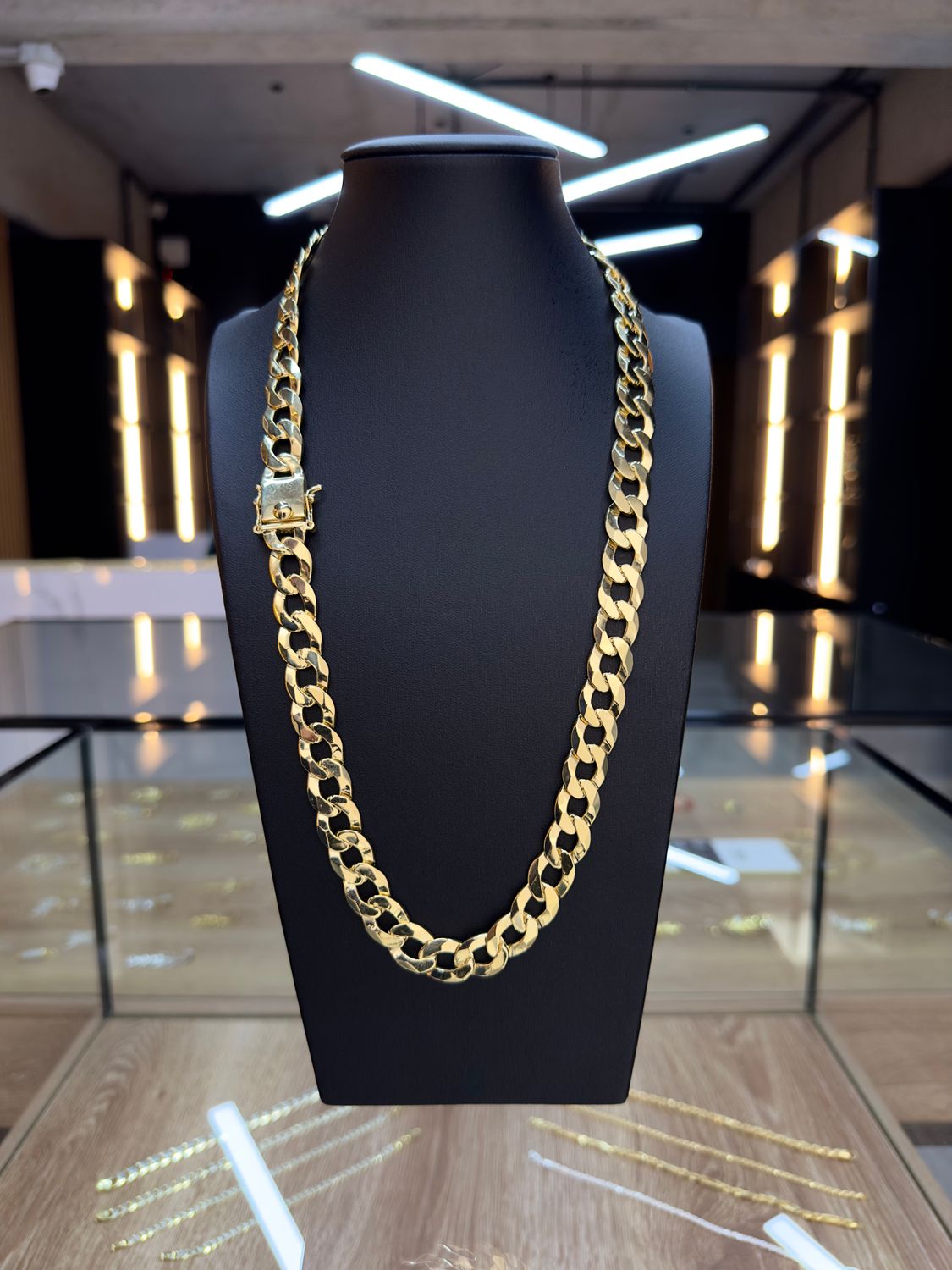 Cadena Cubana Sólida de Plata 925 con Baño de Oro 14k – 13mm / 61cm