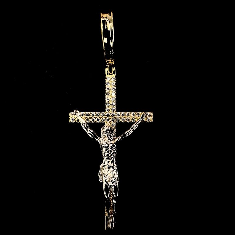Dije Cruz con Jesús en Plata 925 con Baño de Oro 14k