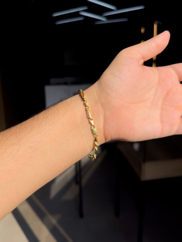Pulso Fígaro Sólido en Plata 925 con Baño de Oro 14k – 4mm / Varias Tallas