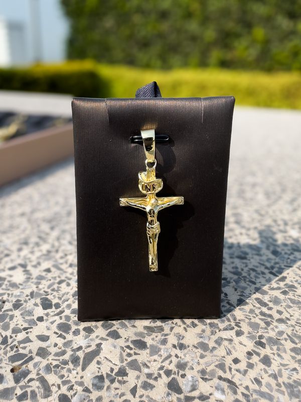Dije Cruz INRI en Plata 925 con Baño de Oro 14k