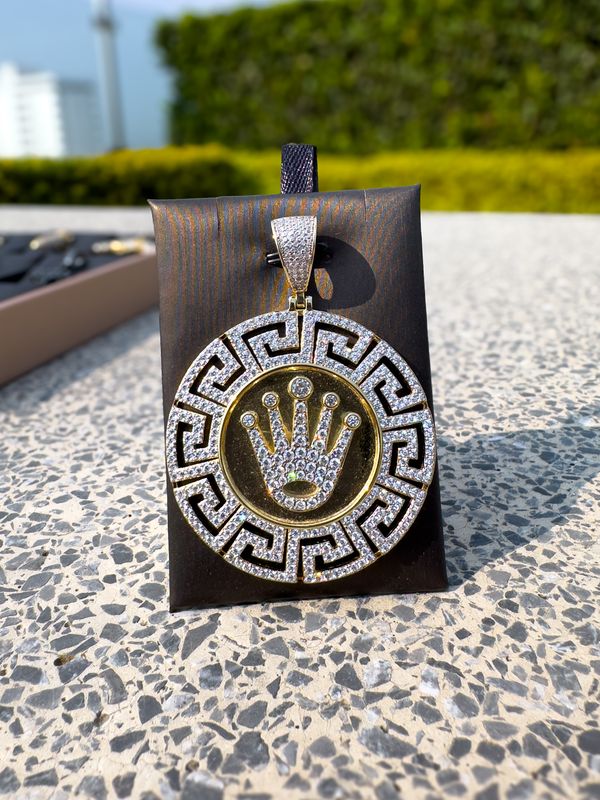 Dije Rolex Versace en Plata 925 con Baño de Oro 14k