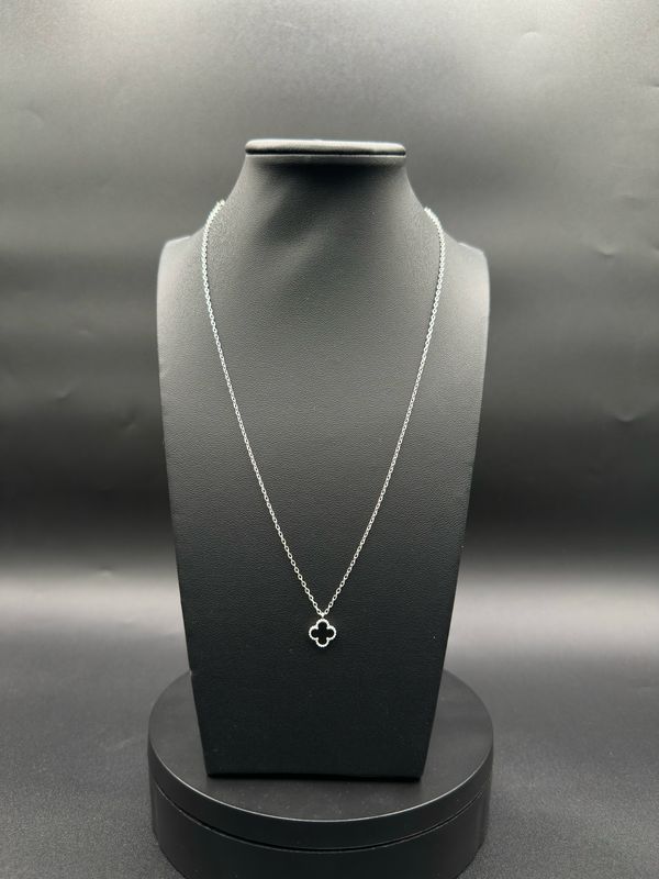 ⚫ Cadena Trébol Negro – Estilo Van Cleef en Plata 925 (9mm / 45cm)