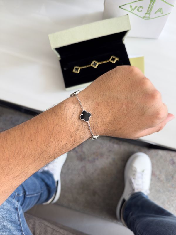 Pulsera Van Cleef Trébol Negro en Plata 925 – 15mm / 21cm