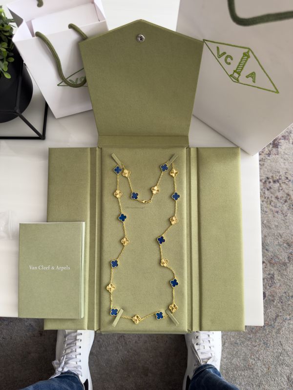 Cadena Van Cleef Trébol Dorado y Azul en Plata 925 con baño de Oro 18k – 15mm / 86cm
