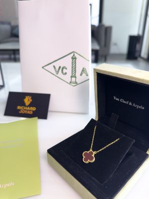 Cadena Trébol Rojo Estilo Van Cleef – Plata 925 con Baño de Oro 18k (15mm / 45cm)