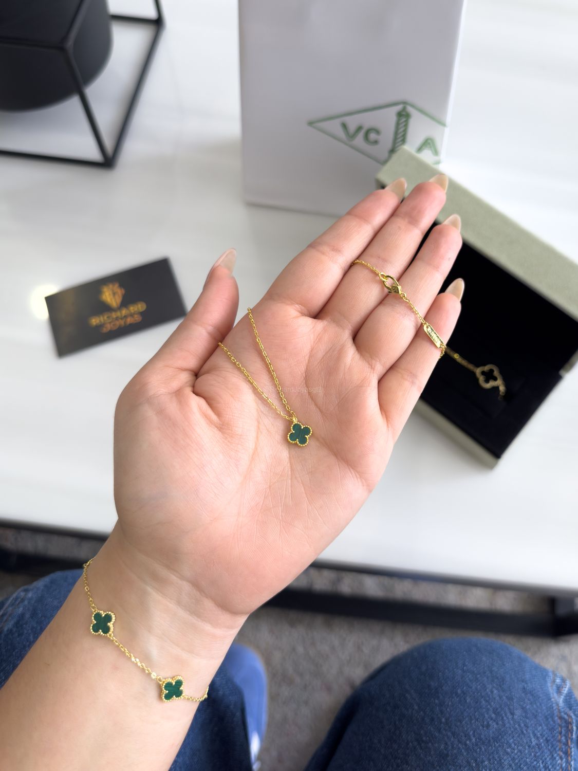 Cadena Trébol Verde – Estilo Van Cleef en Plata 925 con Baño de Oro 18k (9mm / 45cm)
