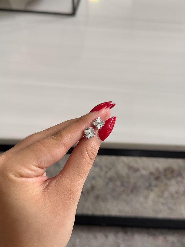 Aretes Trébol Plata Estilo Van Cleef – Plata 925 (9mm)