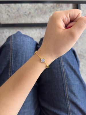 Pulsera Trébol Lila 9mm Estilo Van Cleef en Plata 925 con Baño de Oro 18k – 18cm