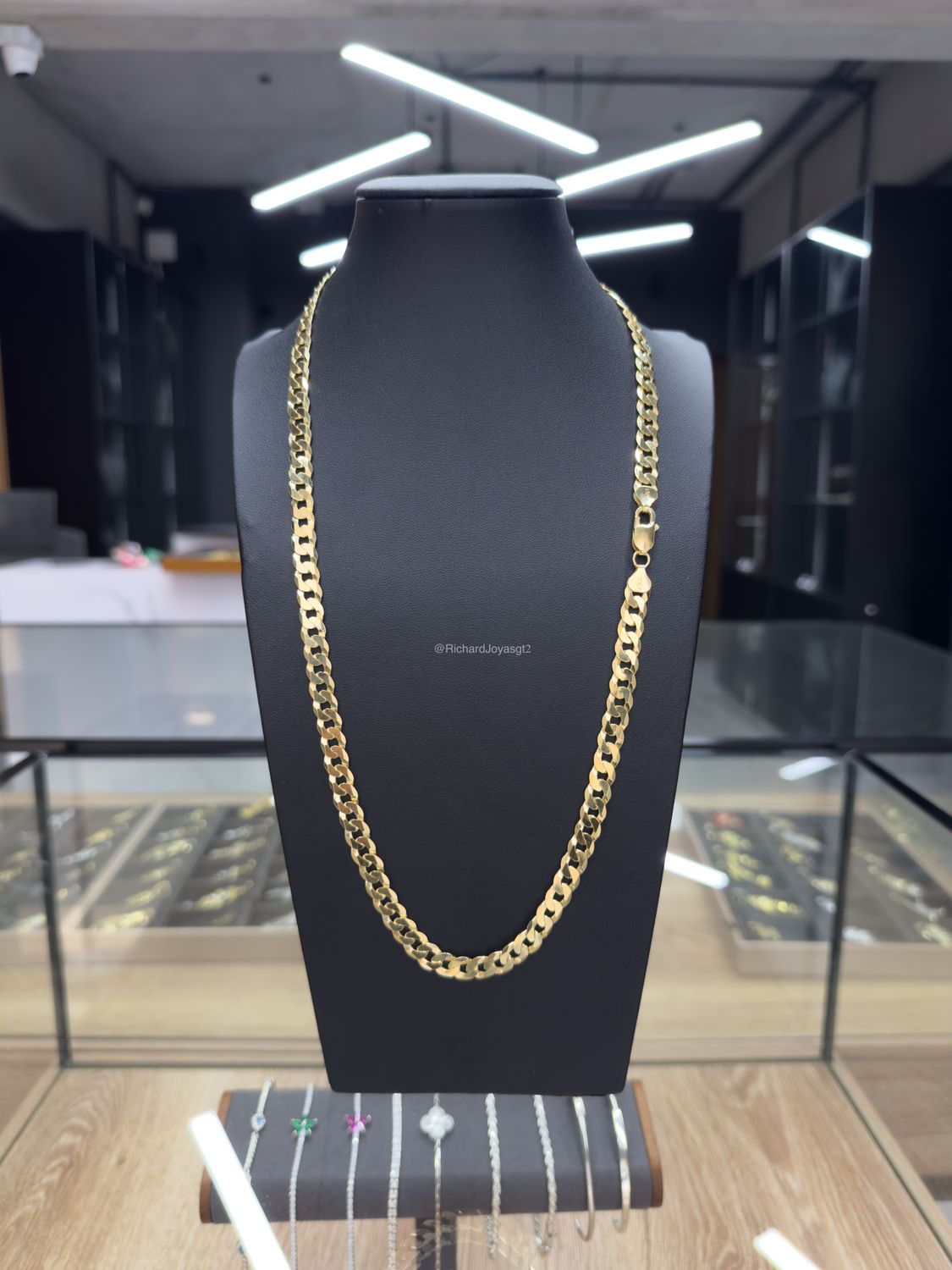 Cadena Cubana  en Plata 925 con Baño de Oro 14k – 8mm / 61cm