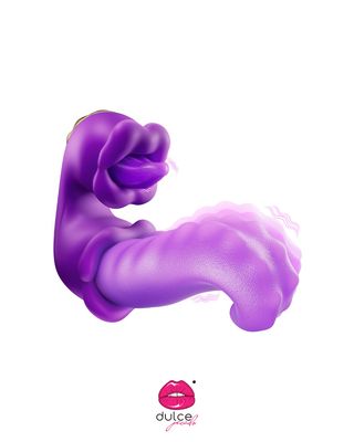 Licking Clitoral