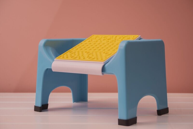 Attachable Licking Mat