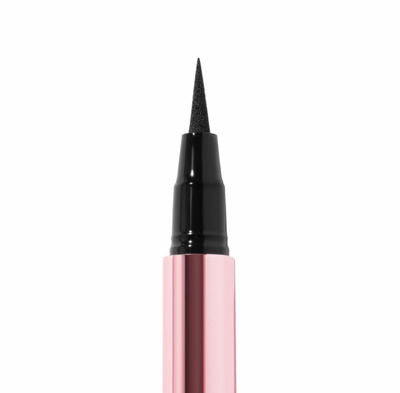On Point Liquid Liner - Beauty Creations