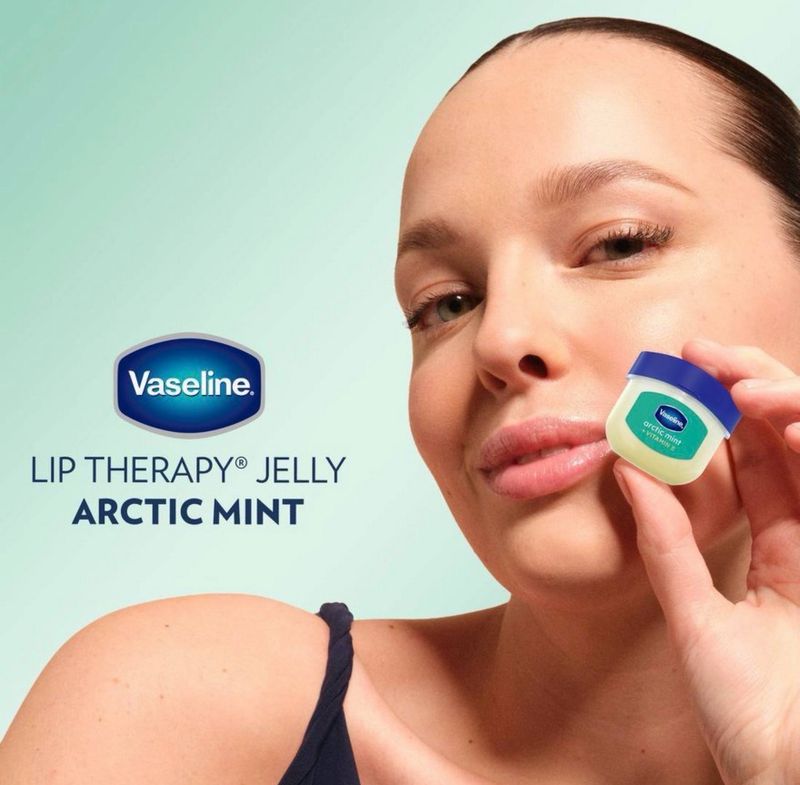 Vaseline Lip Therapy - Arctic Mint - Vaseline
