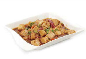 POLLO: CON MANDORLE / PICCANTE / AL CURRY