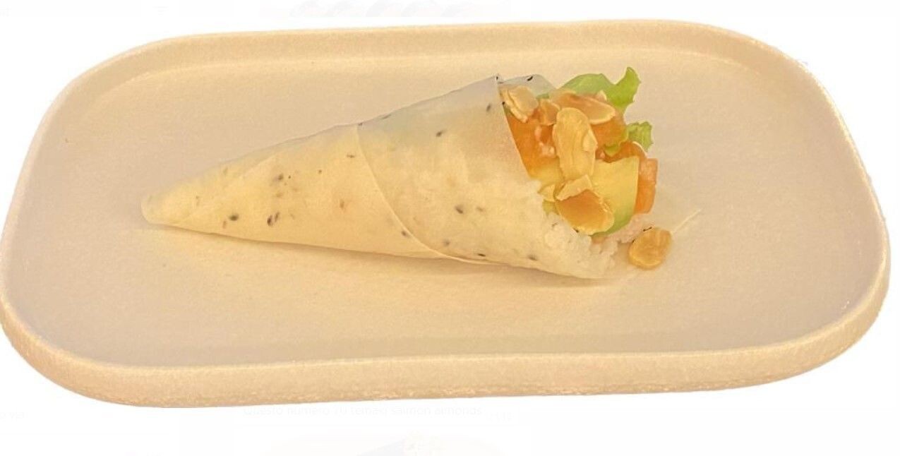 TEMAKI SALMON ALMONDS / VEGETARIANA / SPICY TUNA, TEMAKI: 70.TEMAKI SALMON ALMONDS