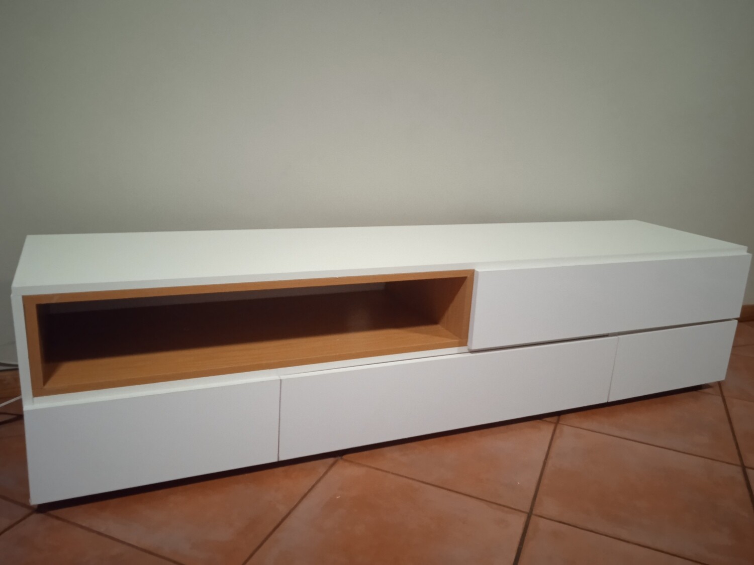 Tv stand high gloss/oak