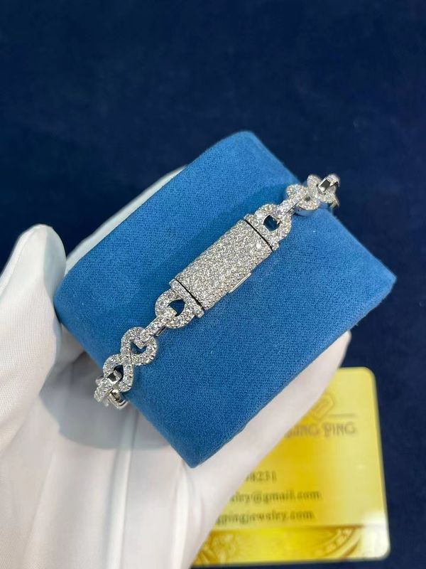 Infinited bracelet  moissanite