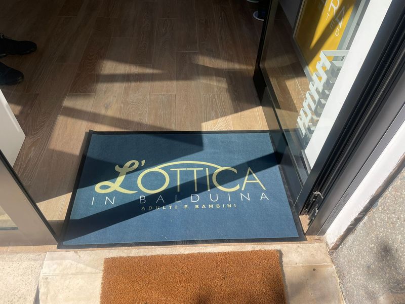 Zerbino Tappeto Personalizzato Ottica 