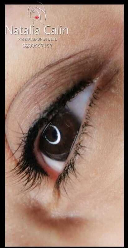 EYELINER INFRACIGLIARE EFFETTO CIGLIA LUNGHE E CORPOSE