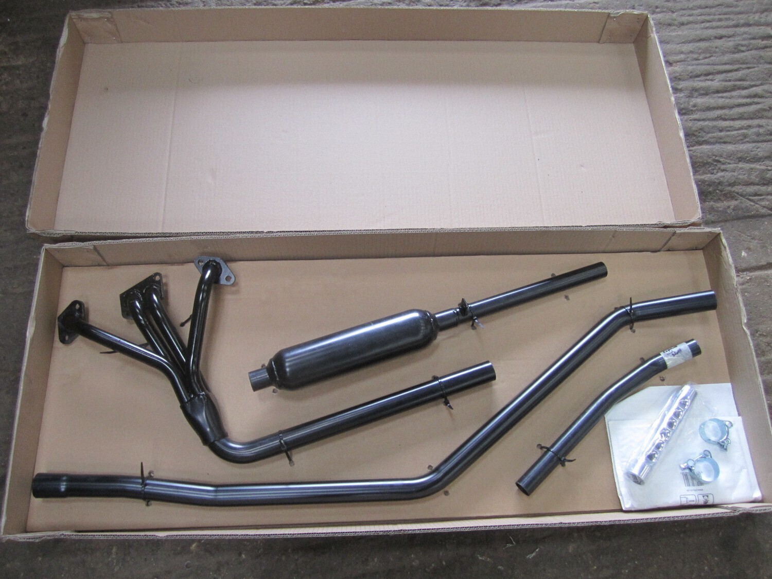 Kitten 4 into 1 exhaust full system