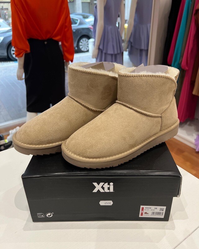 XTI STIVALETTO BASSO CON PELO