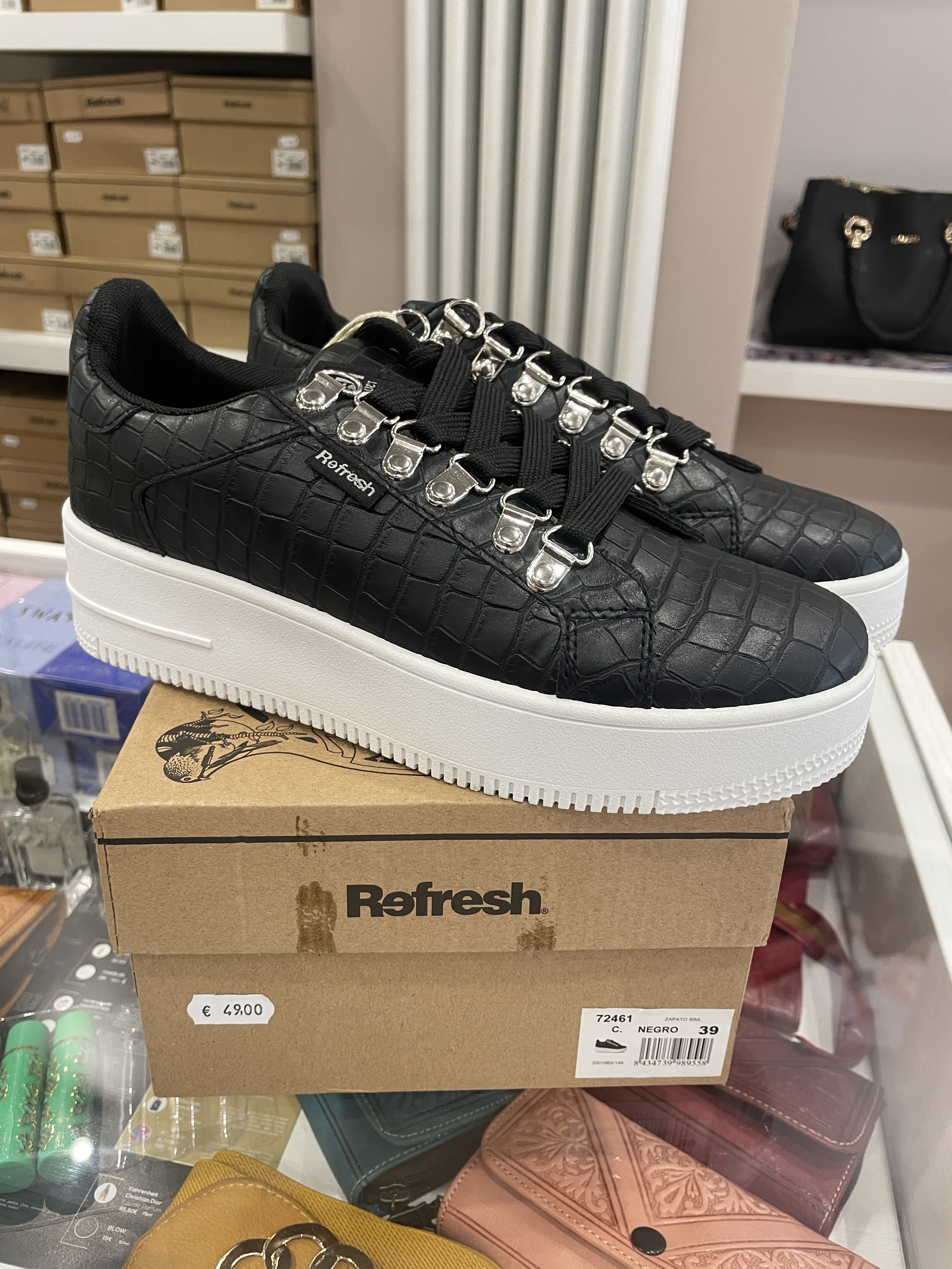 REFRESH SNEAKERS PITONATE