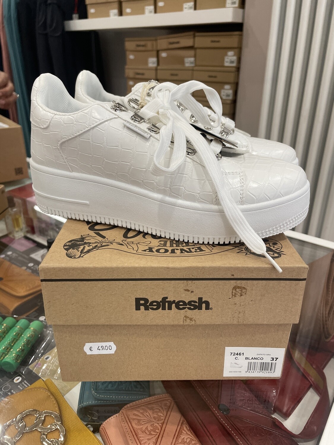 REFRESH SNEAKERS PITONATE