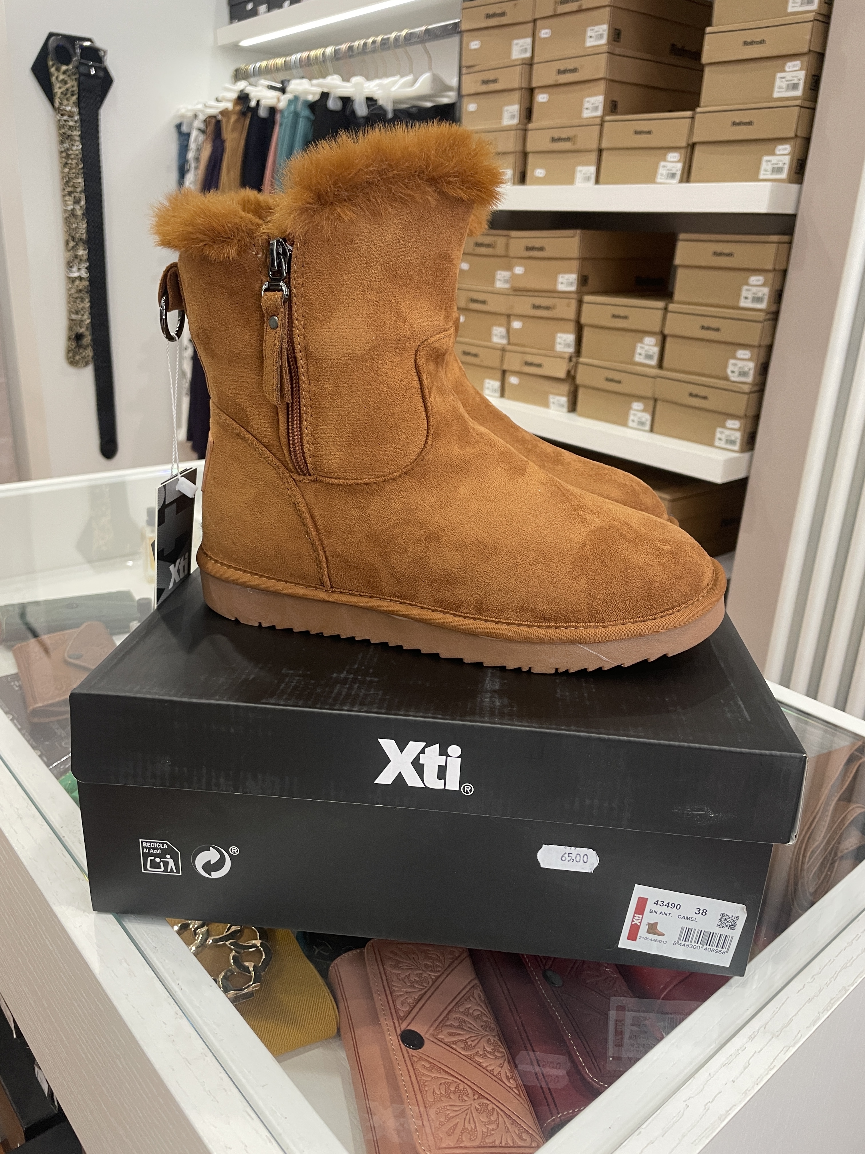 XTI STIVALETTO CON PELO