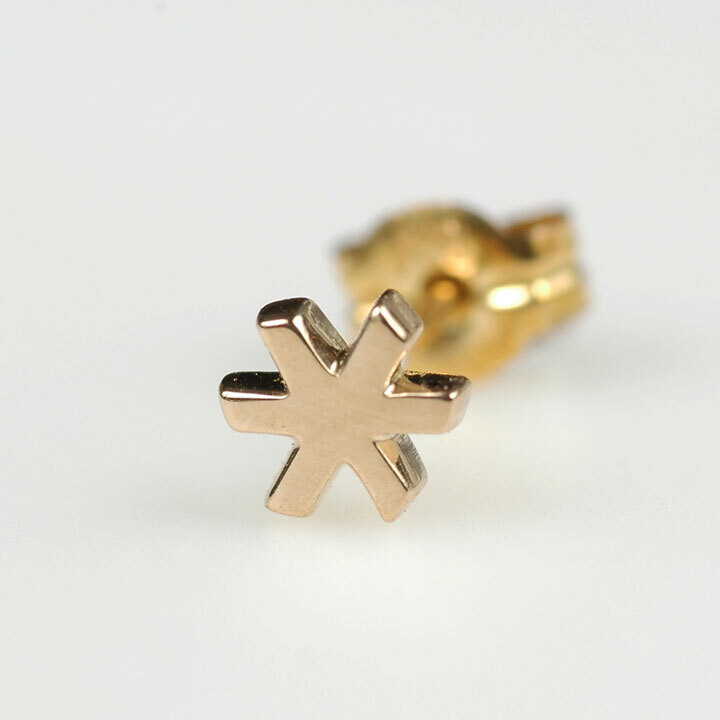 アルファベット・ピアス［＊］