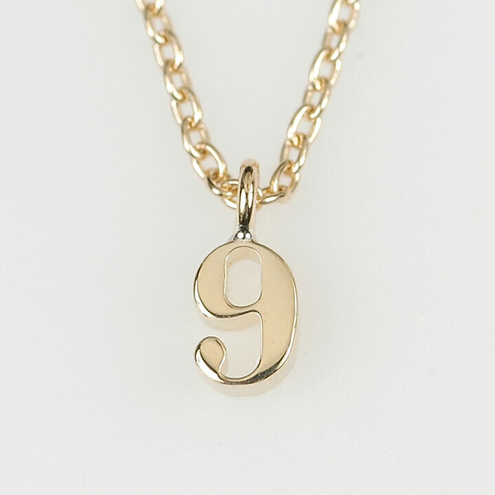 ラッキーナンバー・ネックレス［9］