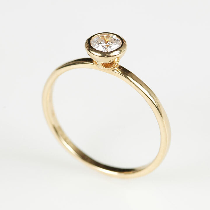 サリー・ダイアモンド・リング