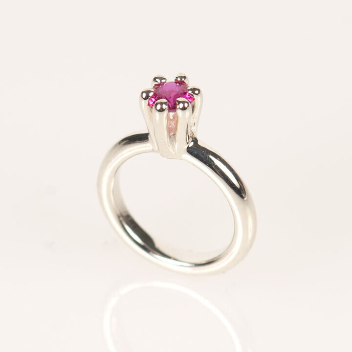 プリンセス・ベイビー［7月：ルビー］