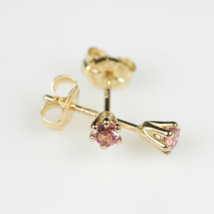 プリンセス・ピアス［10月：ピンク・トルマリン］