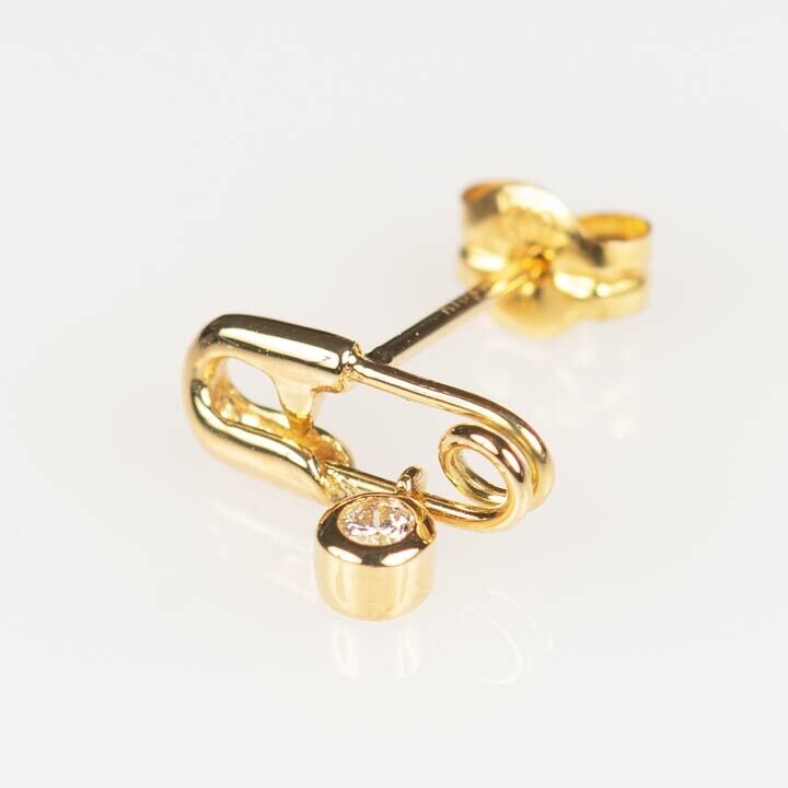 セイフティ・ピン・ダイアモンド・ピアス