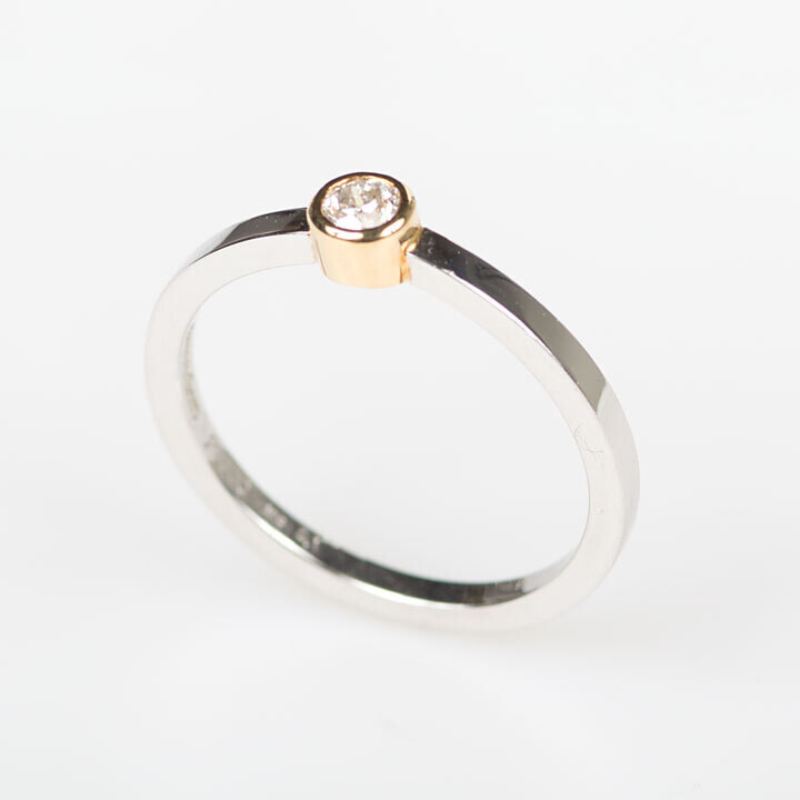 ダイアモンド・フラットバンド ・リング