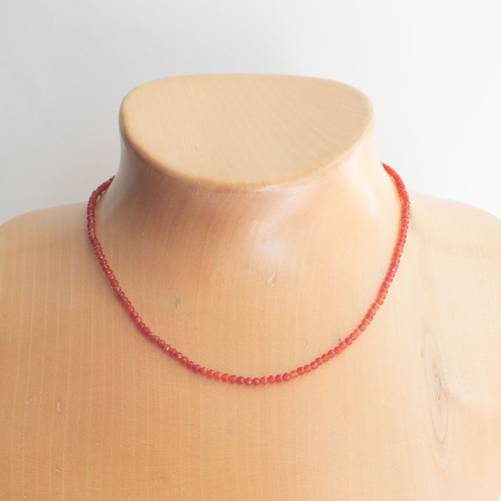 赤瑪瑙のネックレス