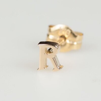 アルファベット・ピアス［R］