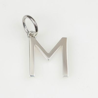 アルファベット・チャーム［M］