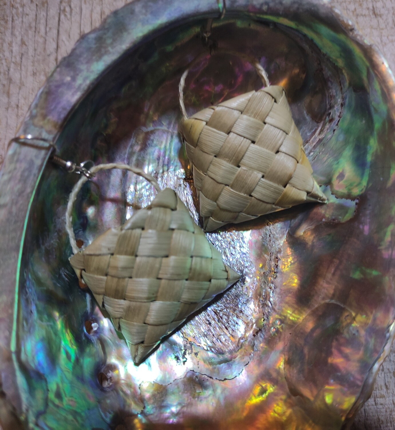 Natural harakeke mini-kete earrings