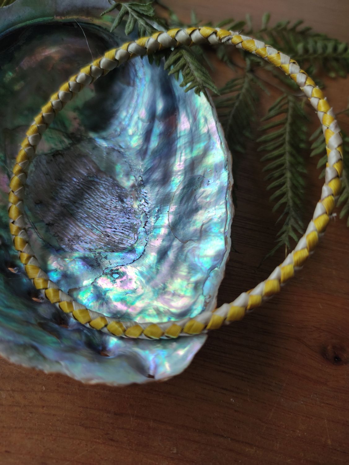 Yellow &amp; natural harakeke bangle - large fit