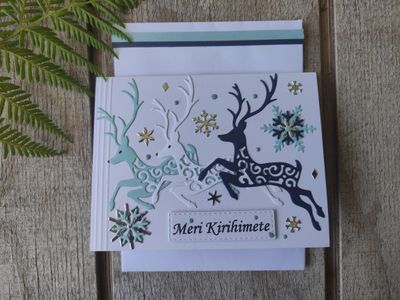 Meri Kirihimete - Reindeer Meri Kirihimete - Reindeer