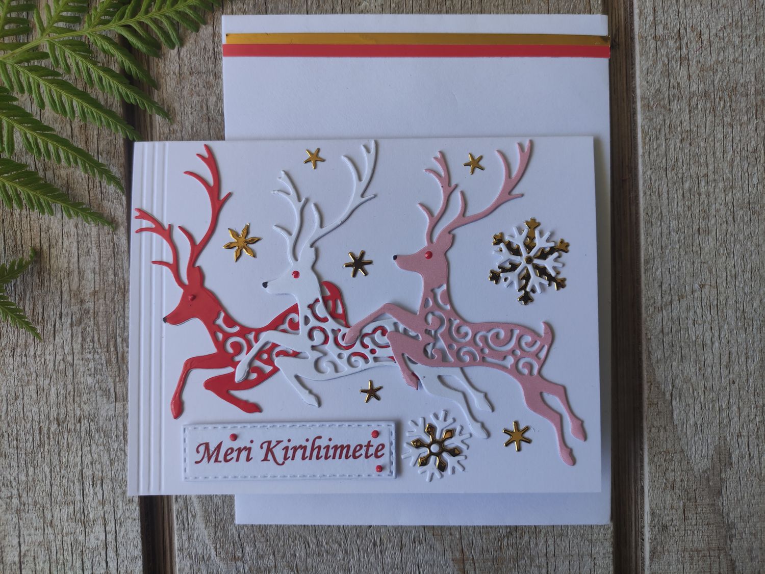 Meri Kirihimete - Reindeer Meri Kirihimete - Reindeer