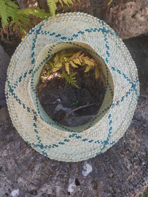 Natural & teal harakeke pōtae