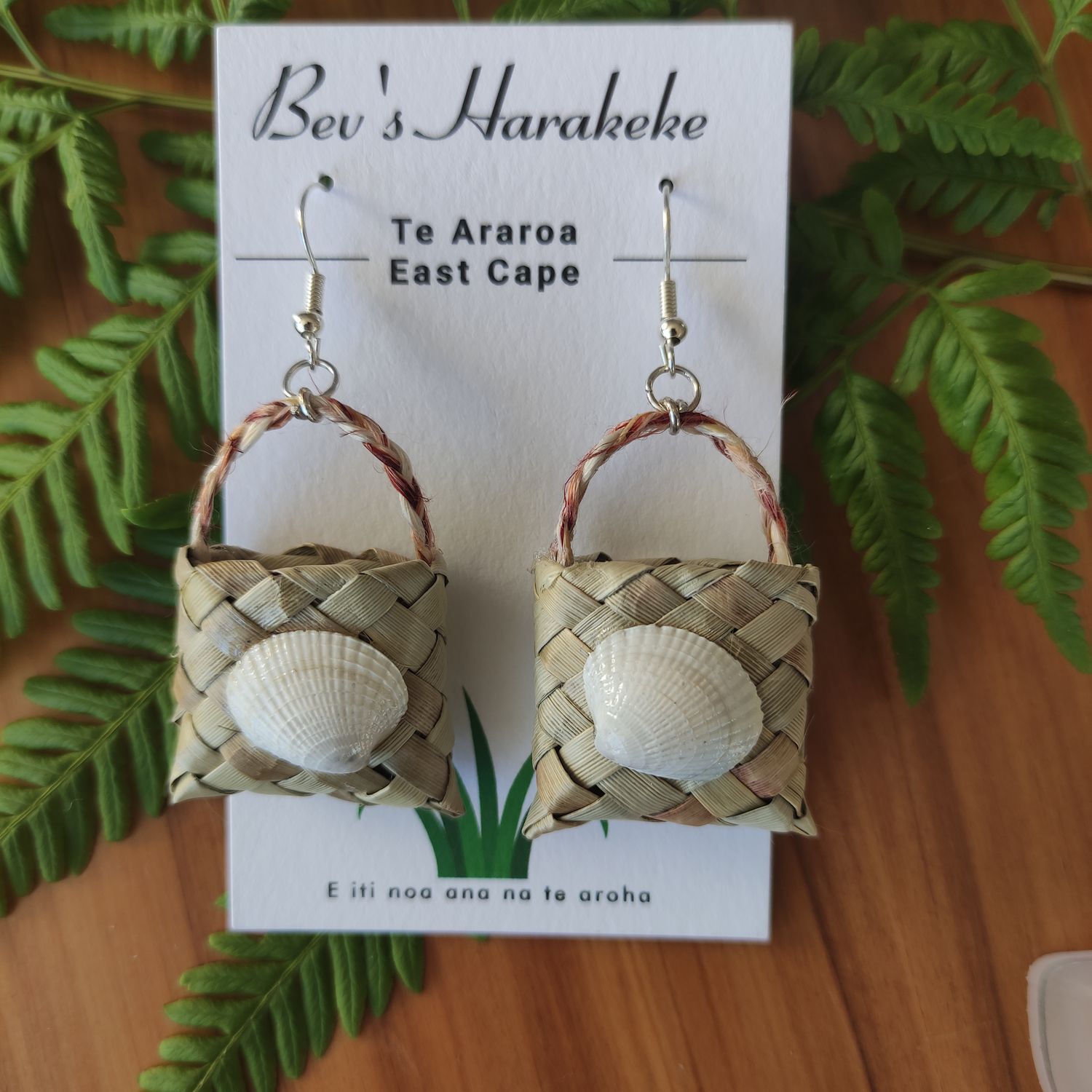 Natural harakeke mini-kete earrings, muka handles &amp; clam shell