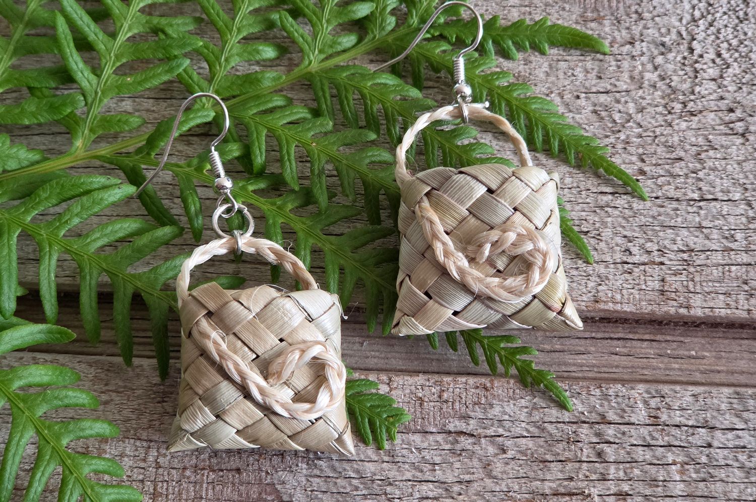 Natural harakeke mini-kete earrings
