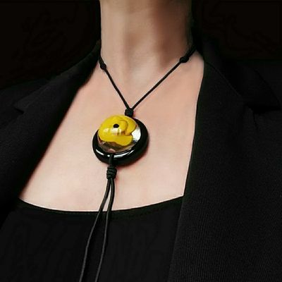 Collier fleur jaune So Chic 