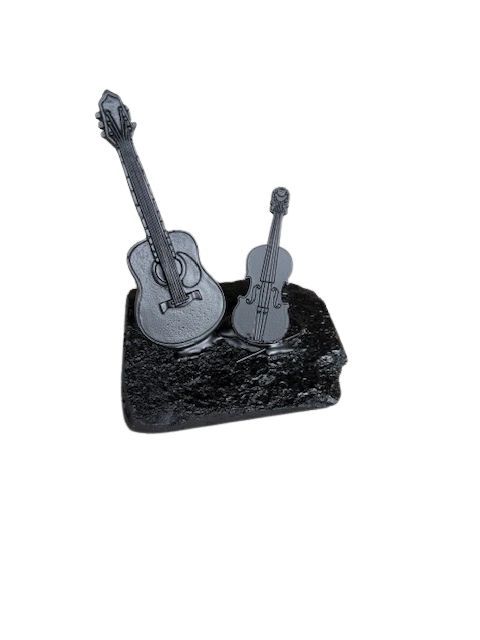 Guitar &amp; Fiddle Coal Statue