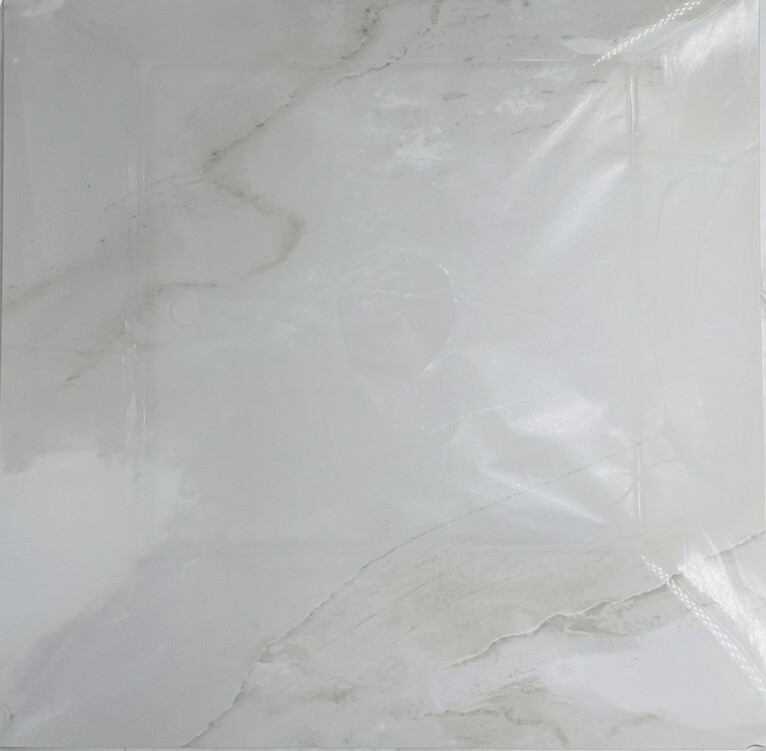 CARRARA BEIGE POLIE 24 x 24